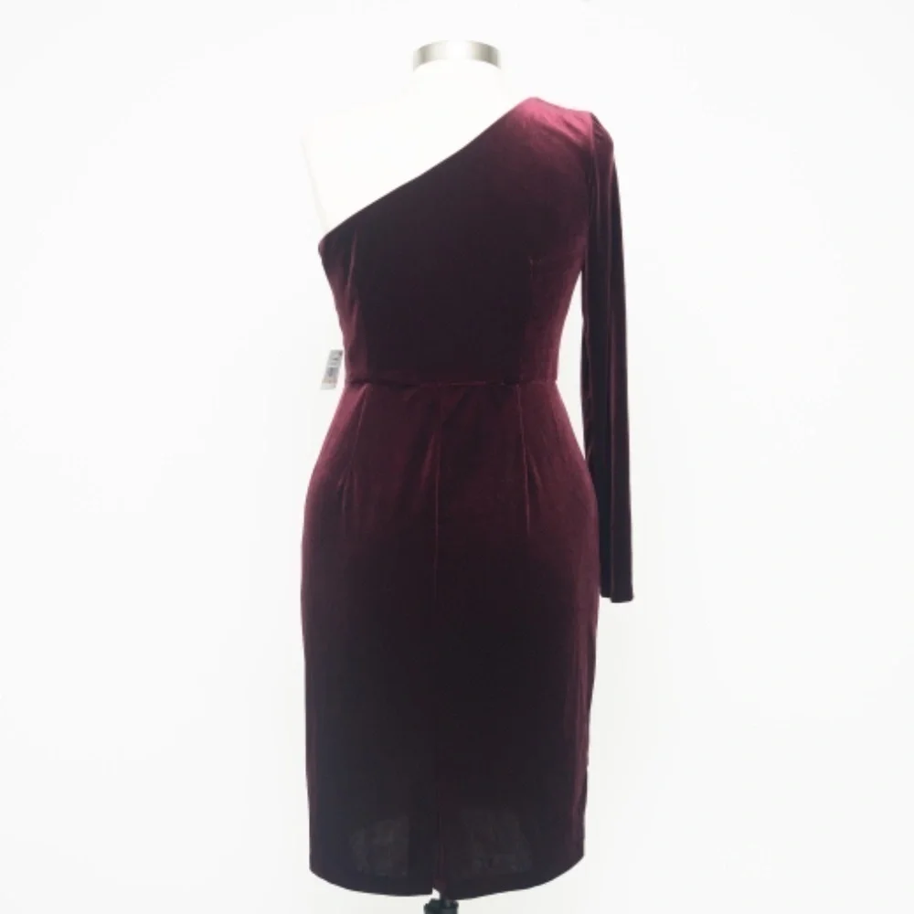 Alex &‎ Eve. One shoulder sheath dress.